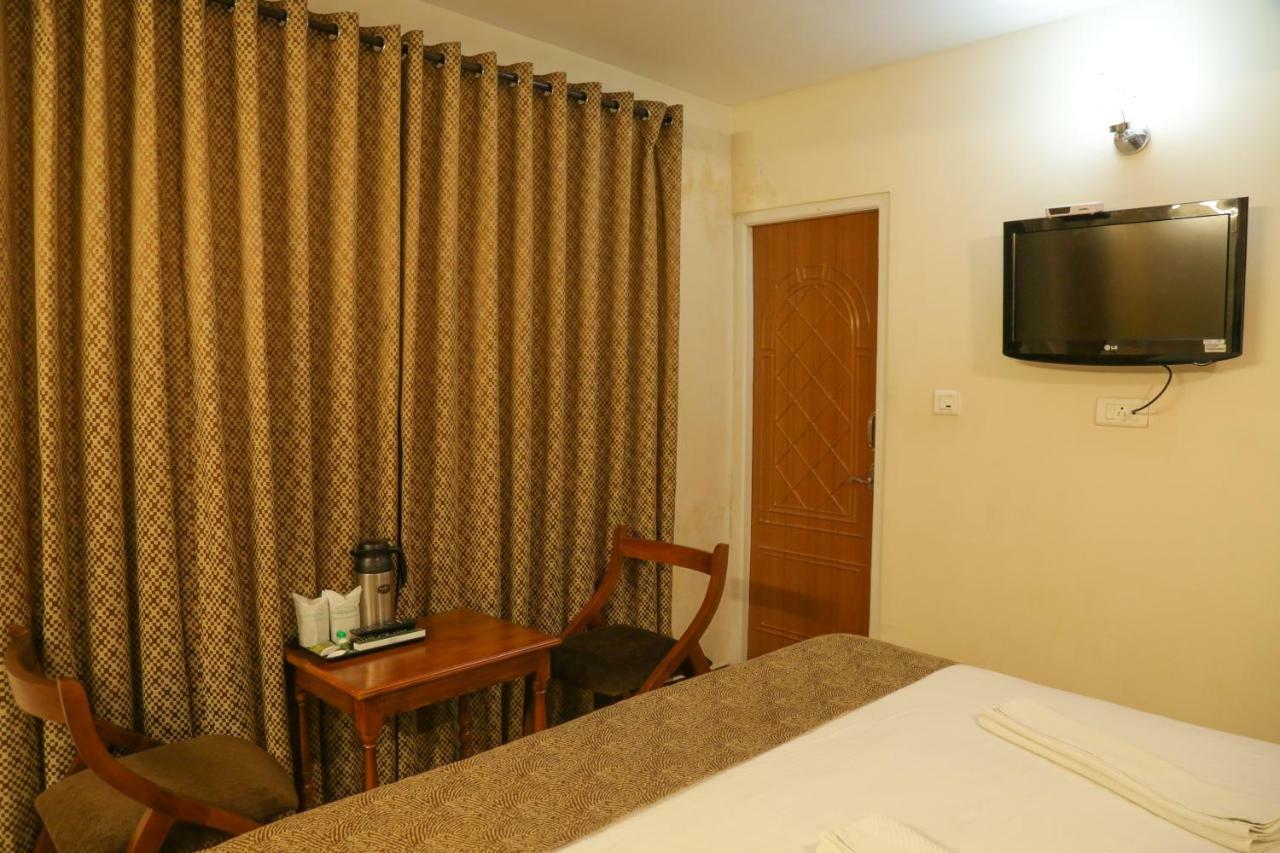 Garden Manor Otel Ooty Dış mekan fotoğraf
